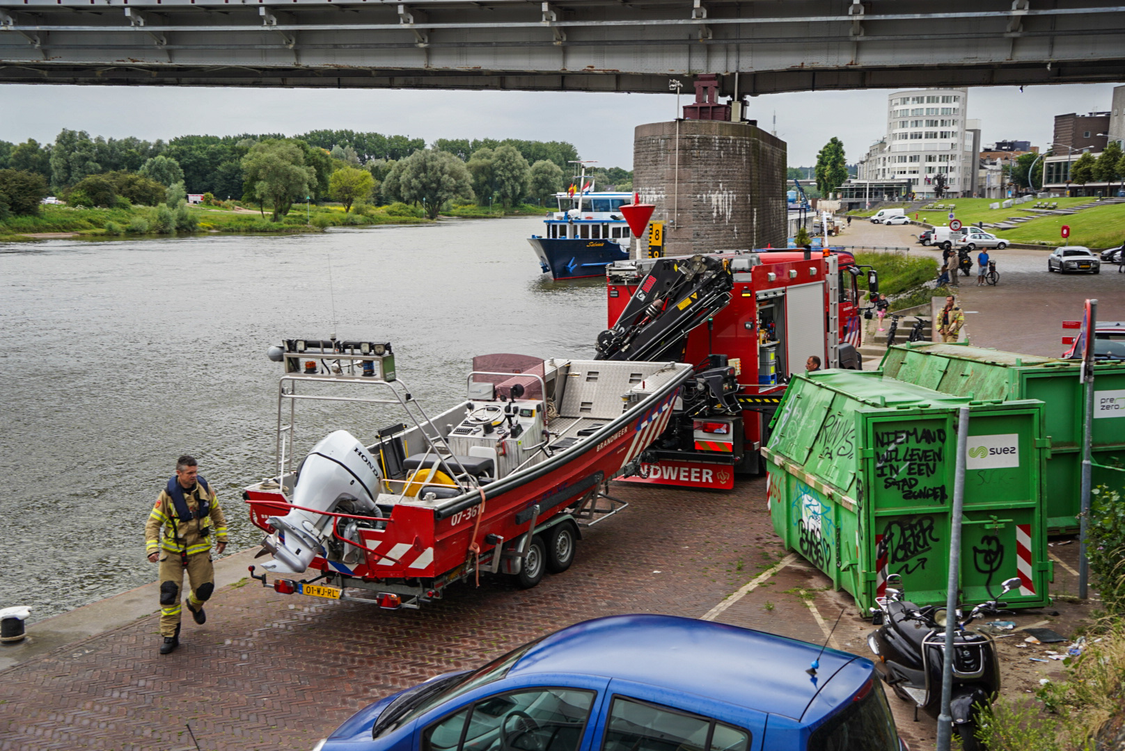 Hulpdiensten uitgerukt voor personen te water