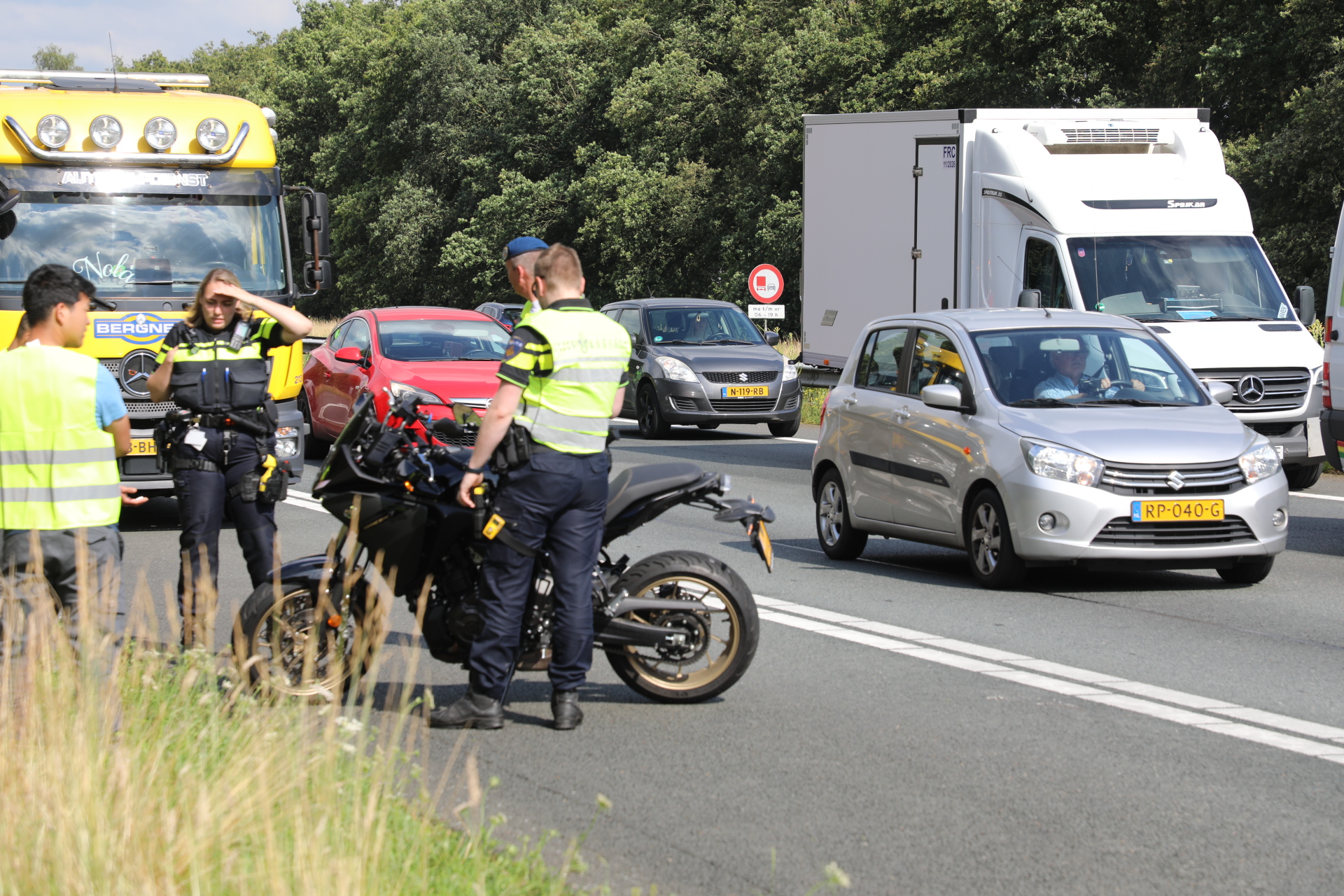 Motorrijder gewond bij ongeval A1