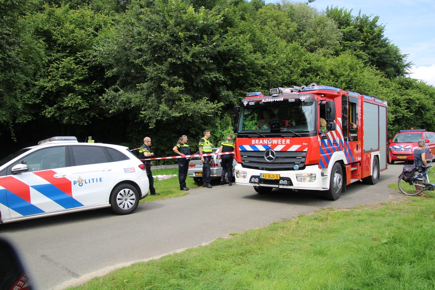 Omstanders vinden lichaam in recreatieplas