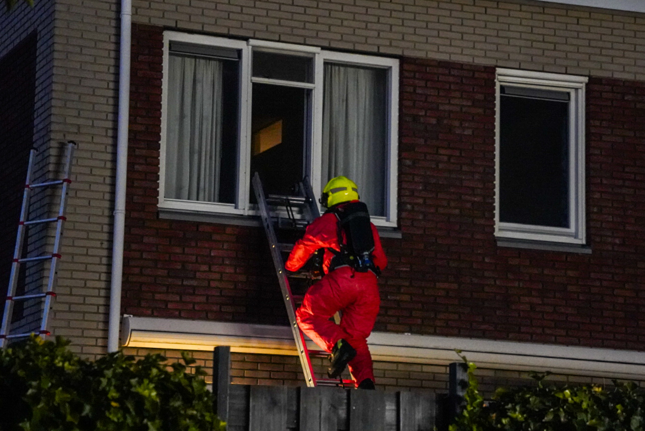 Overleden persoon aangetroffen in woning