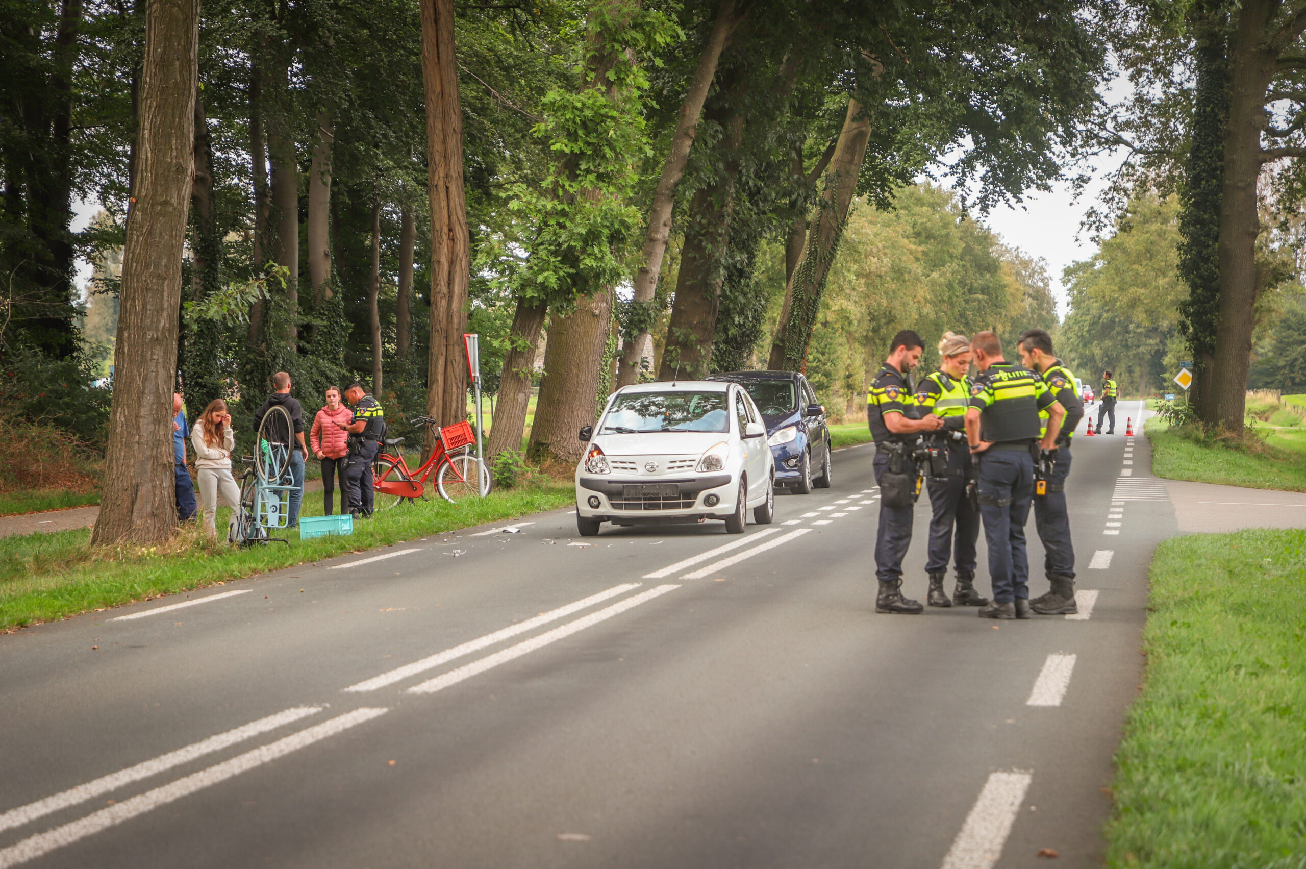 Jonge vrouw met spoed afgevoerd na ernstig ongeluk