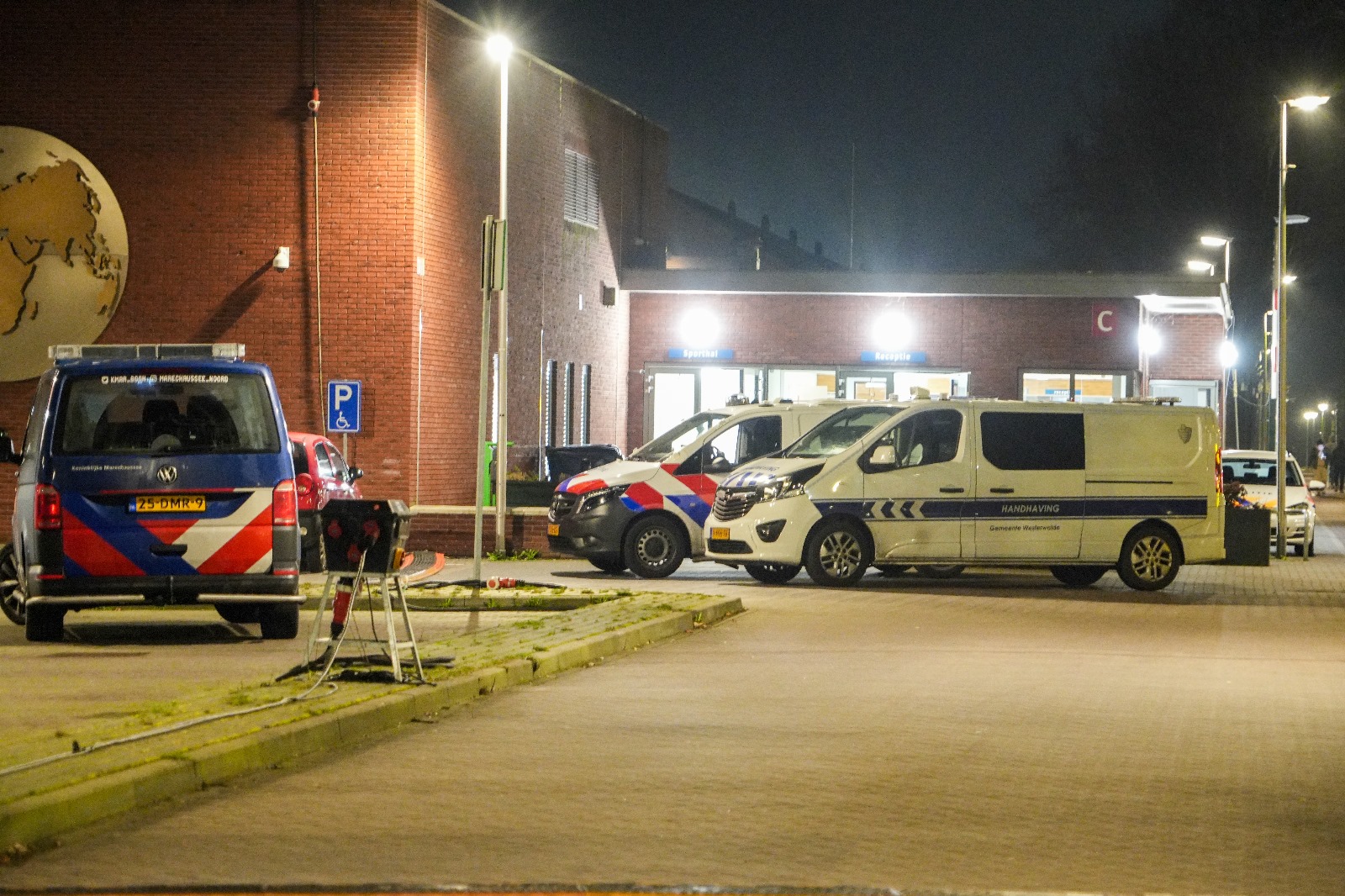 Asielzoekers Ter Apel overnachten in Zutphen nu ze buiten dreigen te moeten slapen