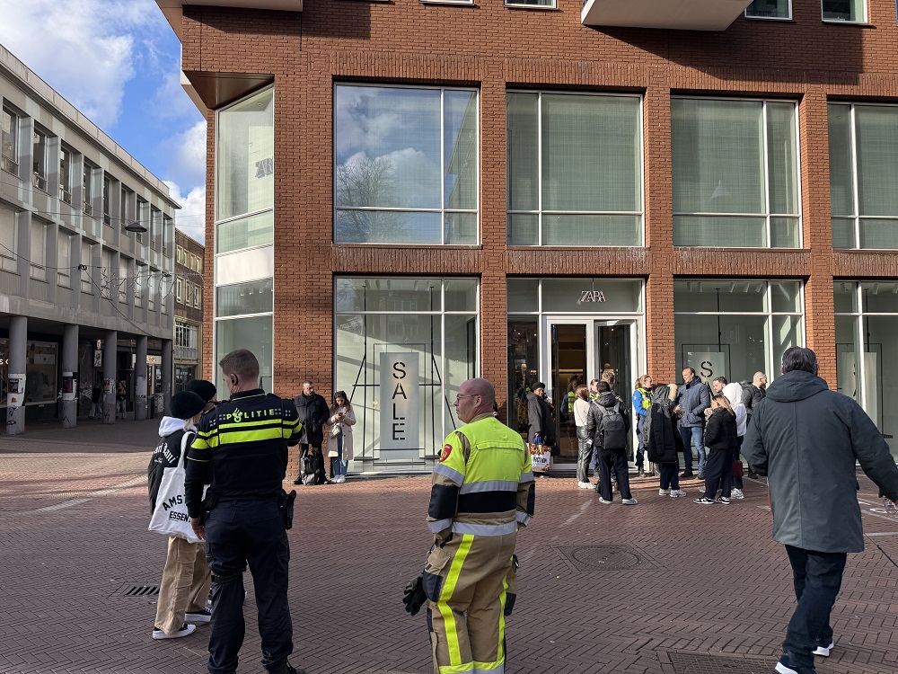 Kledingwinkel ontruimd om gaslek, uiteindelijk geen lek aangetroffen