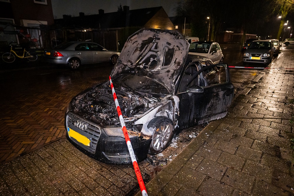 Opnieuw auto uitgebrand in Arnhem