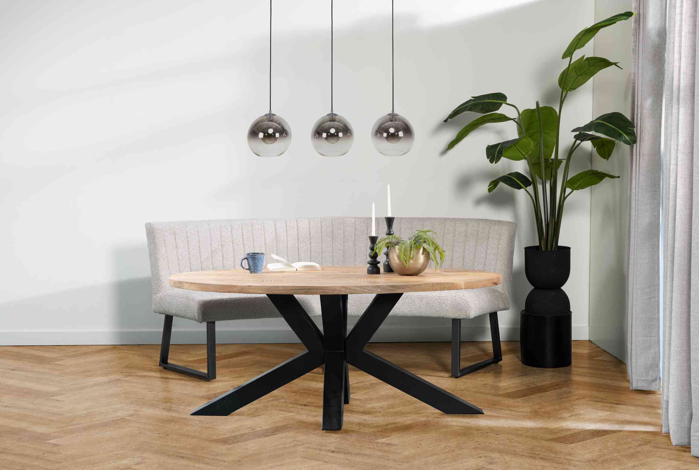 Hoe kies je de perfecte eetkamerbank voor jouw interieur?