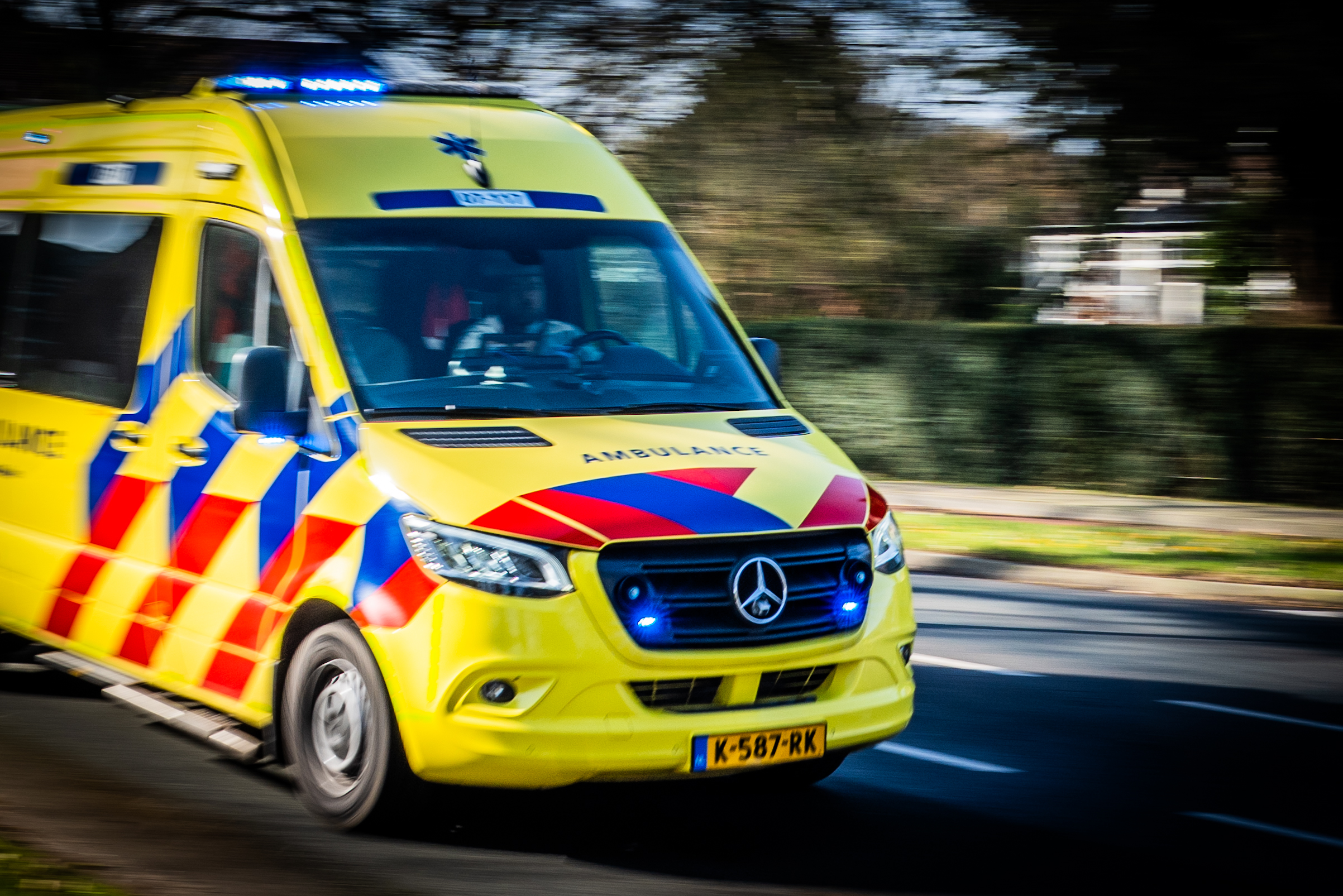 Fietsster (15) overlijdt na aanrijding met vrachtwagen