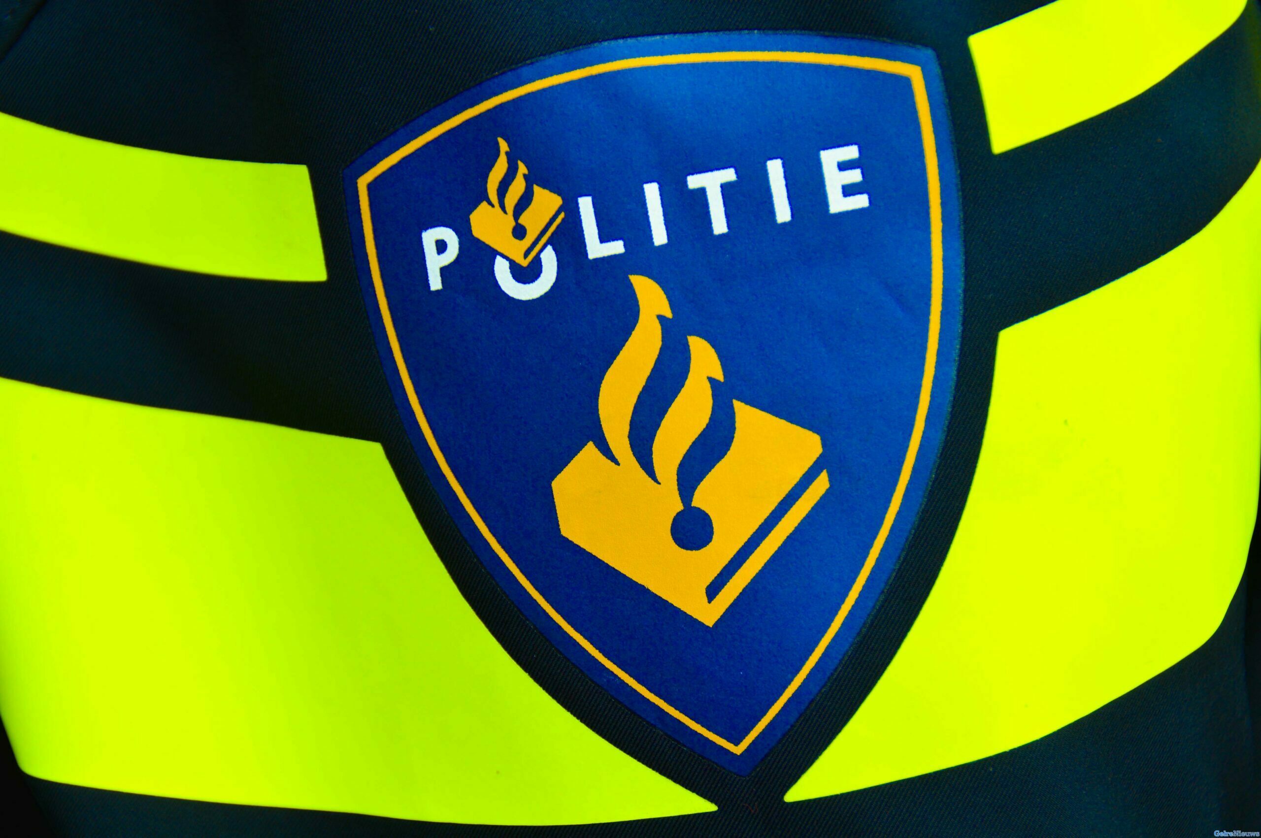 Aanhouding na mishandeling, politie zoekt twee vrouwelijke getuigen