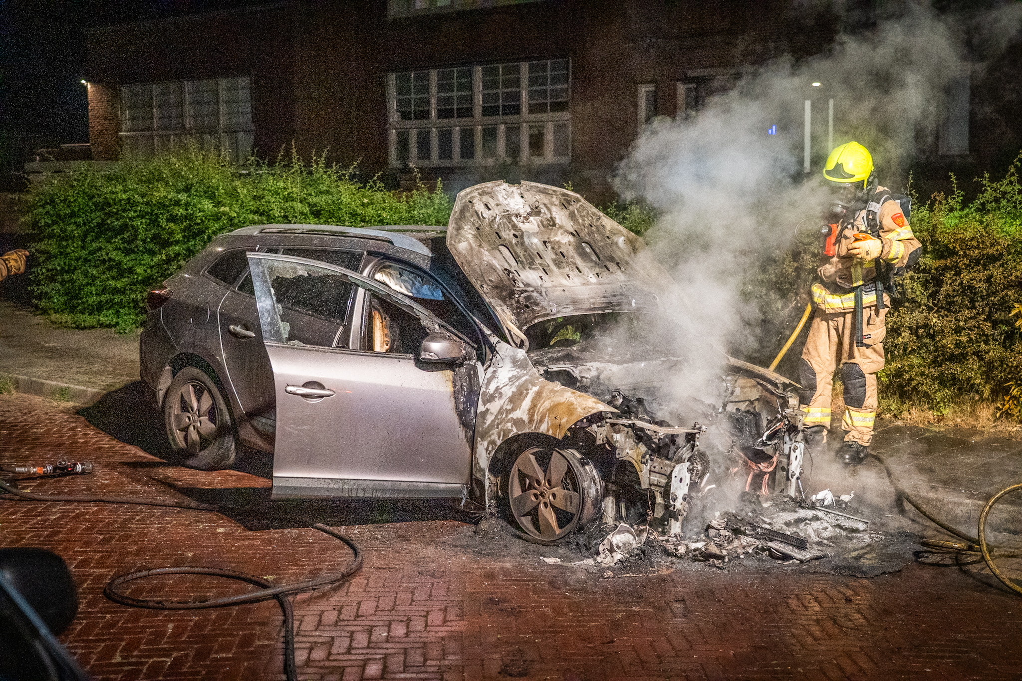 Arnhem wordt geteisterd door autobranden