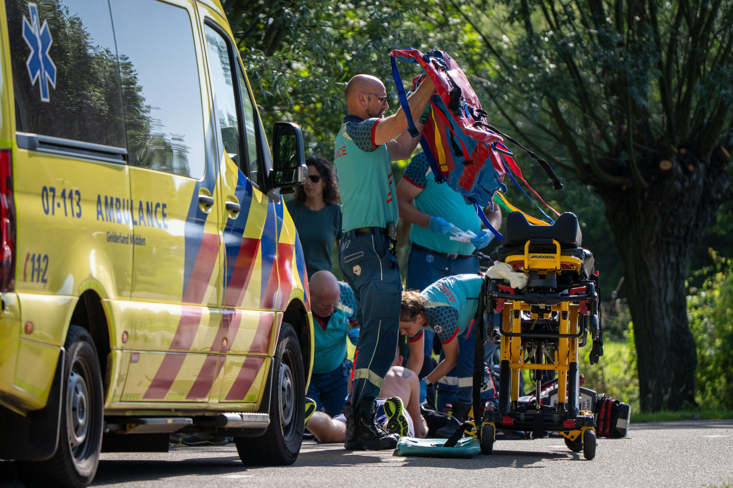 Voetganger zwaargewond na aanrijding