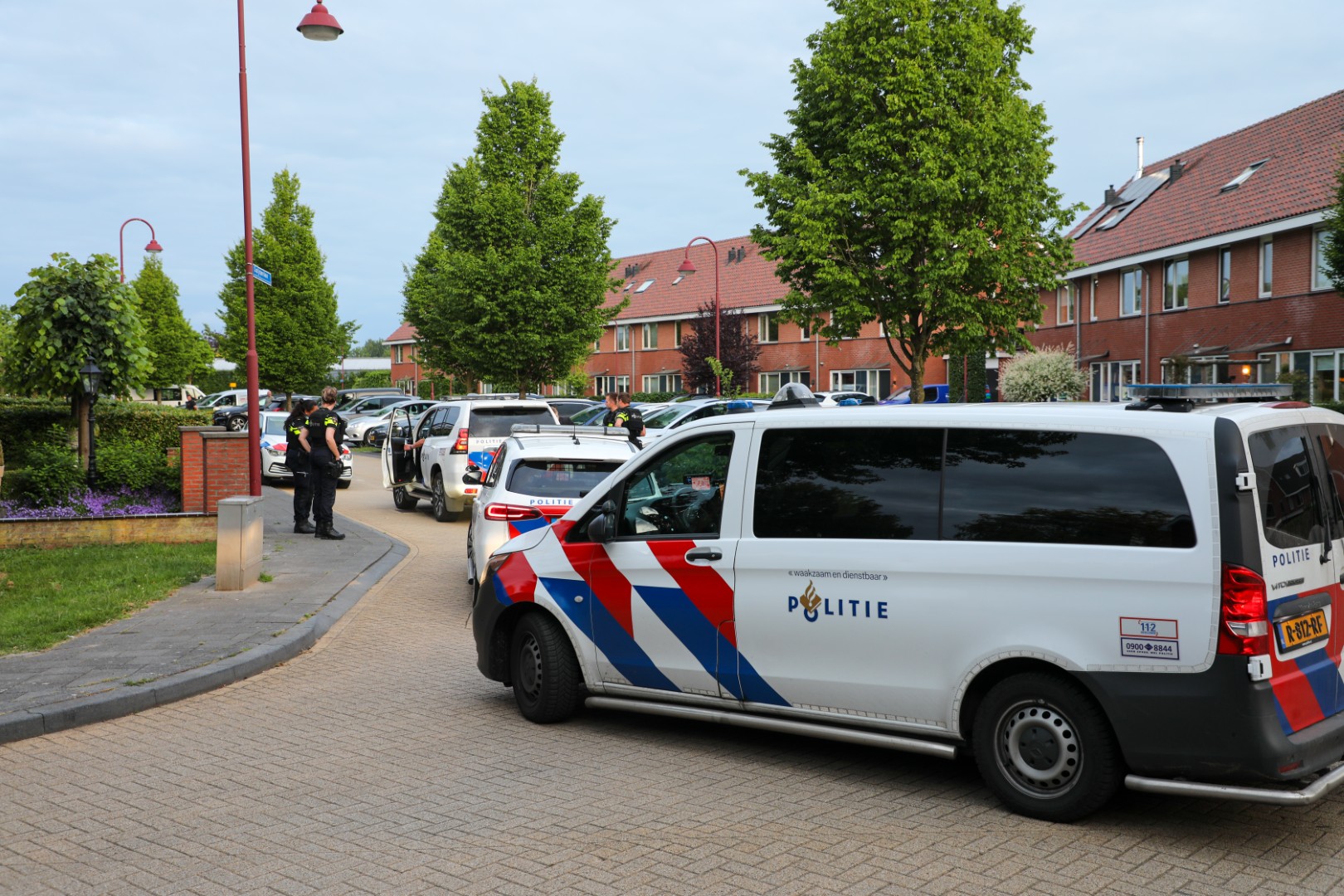 Politie rukt groots uit voor minderjarige met balletjespistool