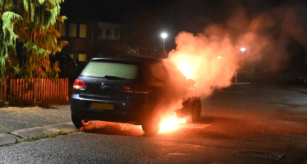 Auto uitgebrand, eigenaar doet aangifte van brandstichting