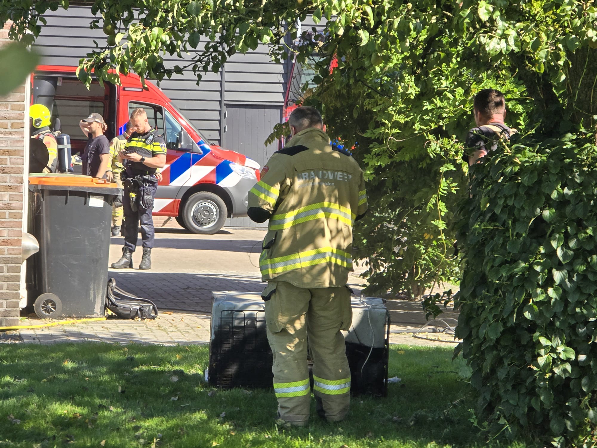 Kortsluiting in koelkast veroorzaakt woningbrand