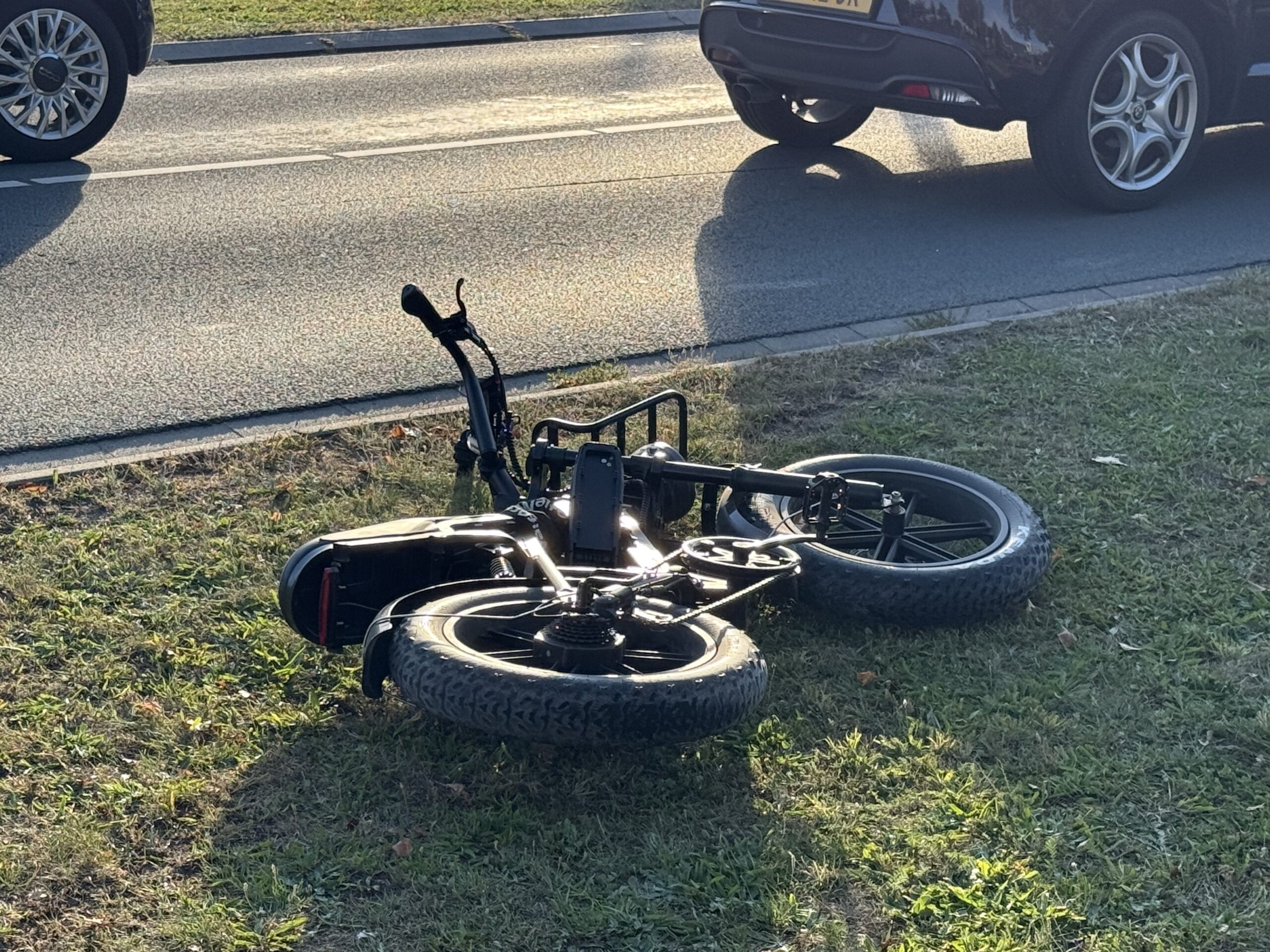Jonge fatbiker gewond na aanrijding