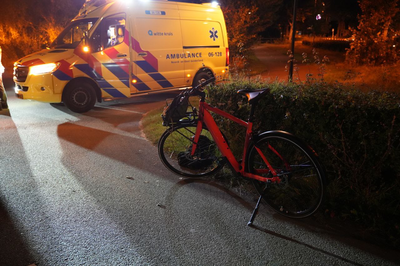 Fietser gewond na botsing met scooterrijder