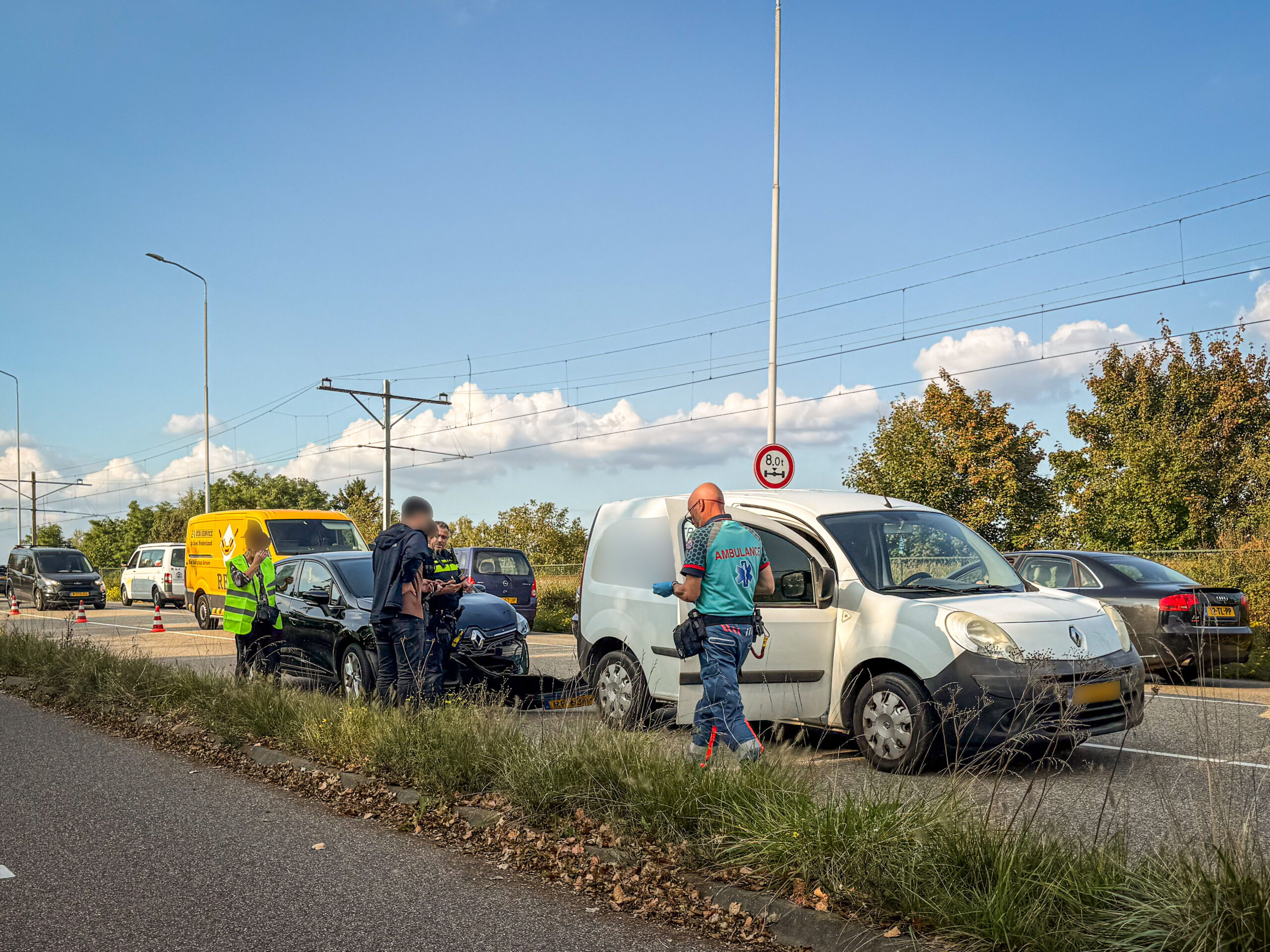 Kop-staartbotsing zorgt voor verkeershinder