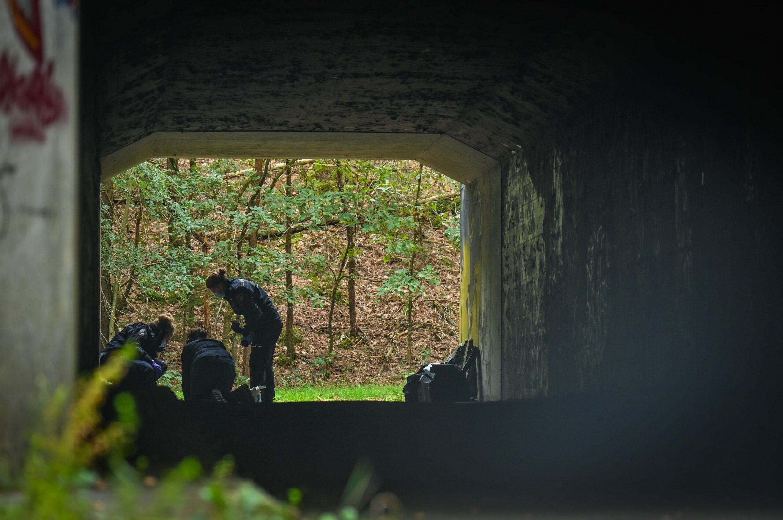 Omstanders vinden lichaam in fietstunneltje