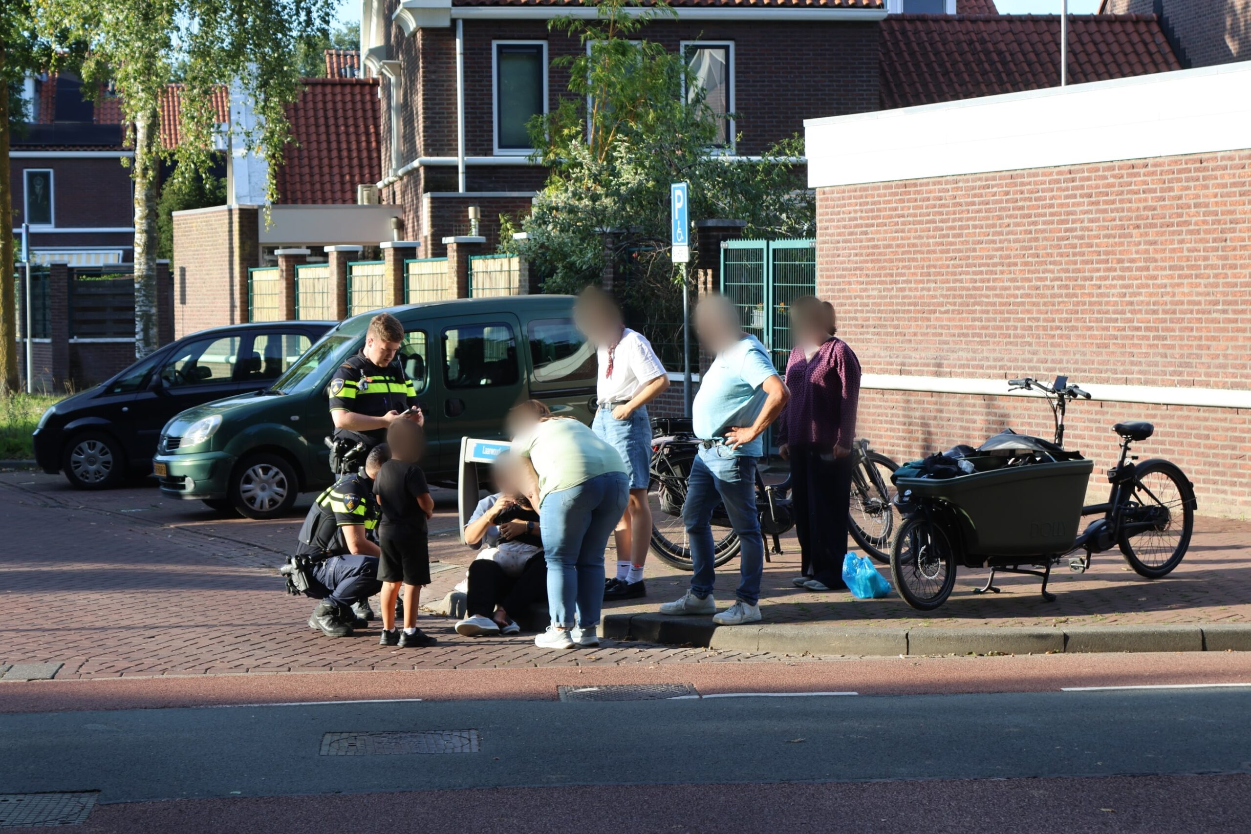 Ongeval tussen auto en bakfiets met kinderen