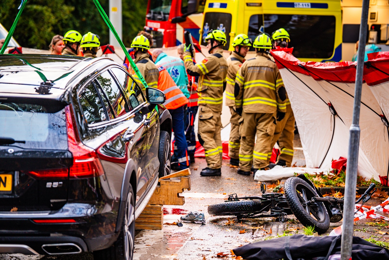 Politie onderzoekt mogelijke betrokkenheid tweede auto bij ernstig fatbike-ongeluk