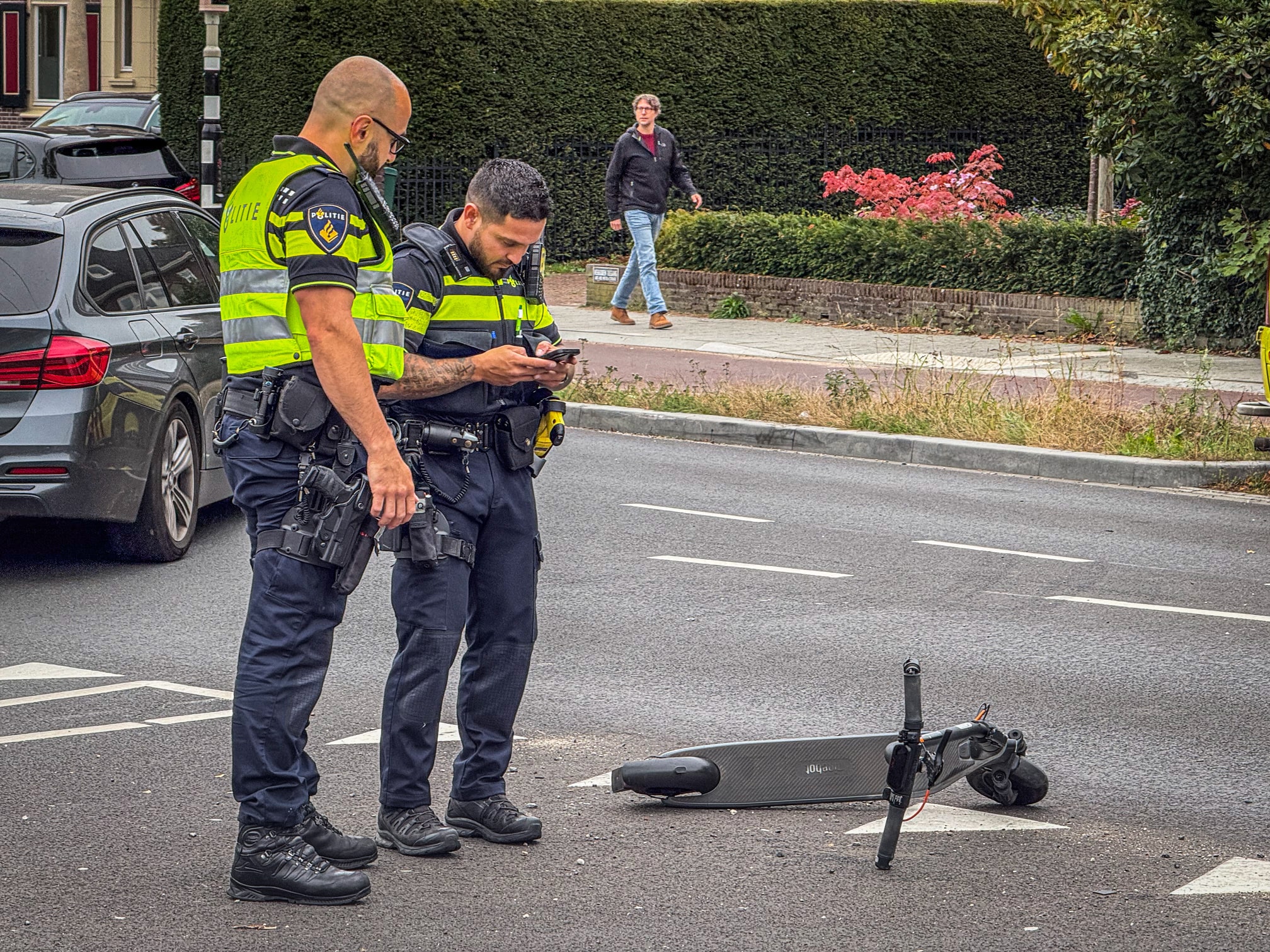 Gewonde na botsing tussen auto en elektrische step