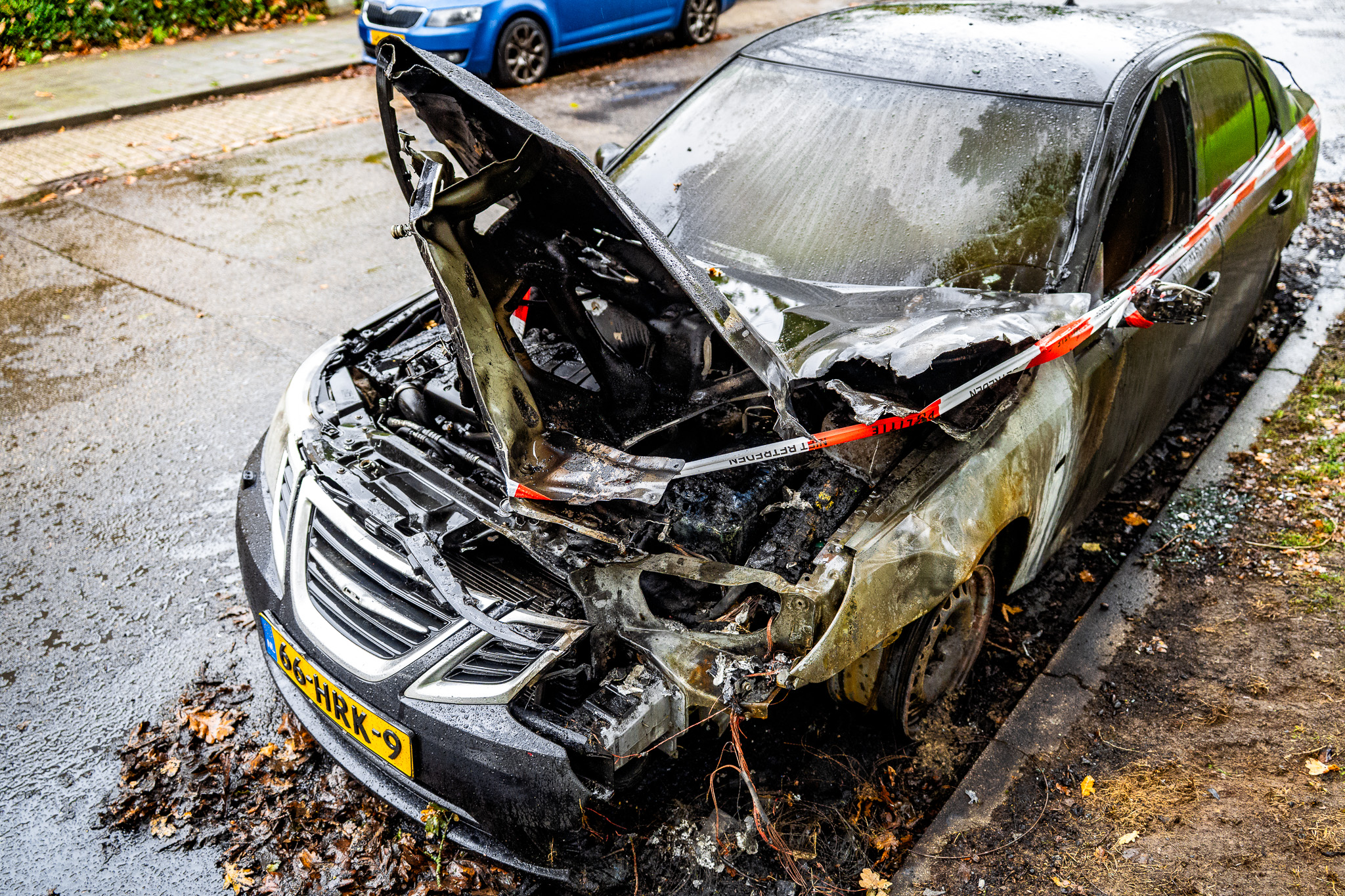 Meerdere autobranden in regio, onderzoek naar mogelijk verband