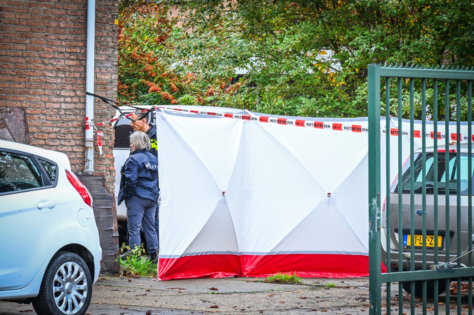 Overleden man aangetroffen bij garagebedrijf