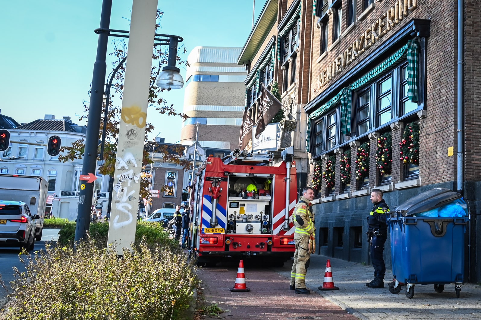 Smeulende brand in bekabeling snel geblust in Arnhem