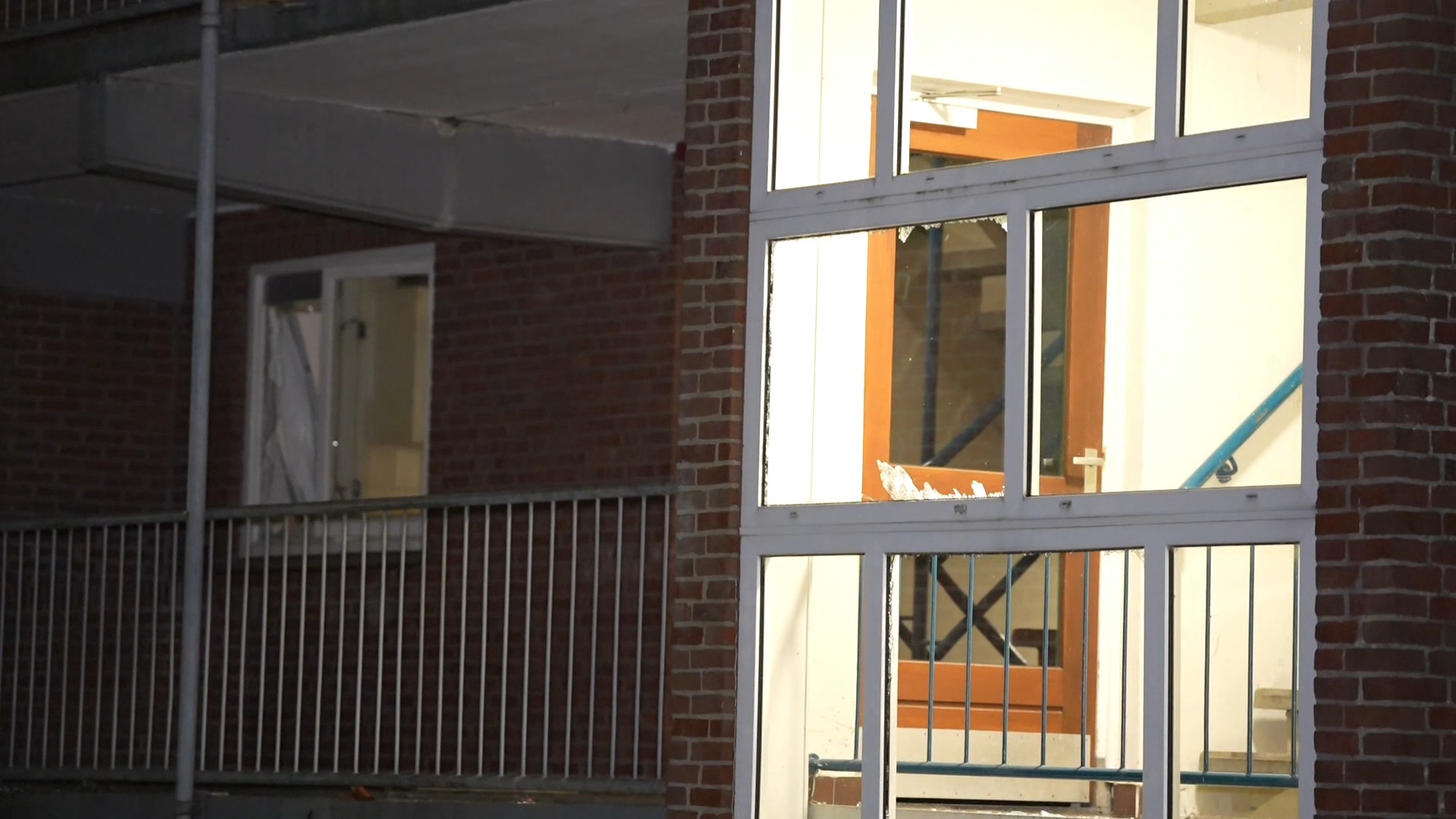 Explosie beschadigt flat en leidt tot ontruiming