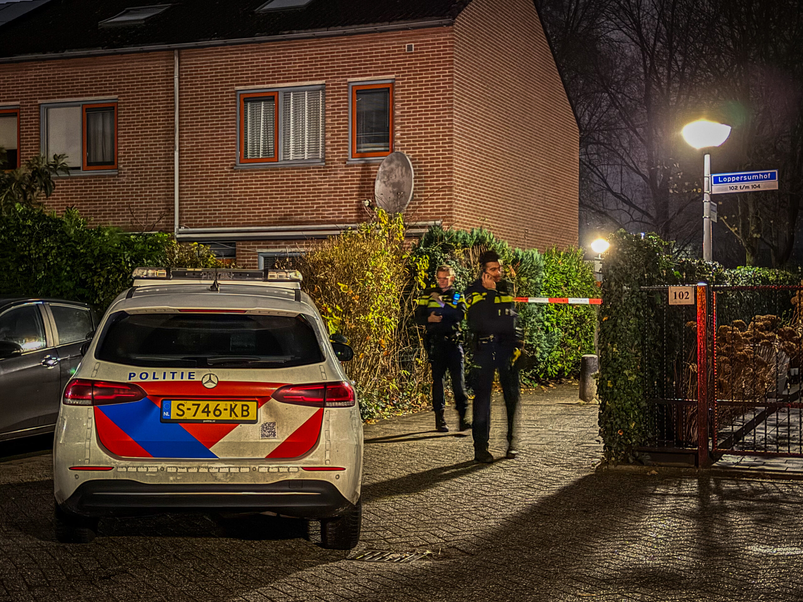 Persoon gewond na steekincident bij appartementencomplex
