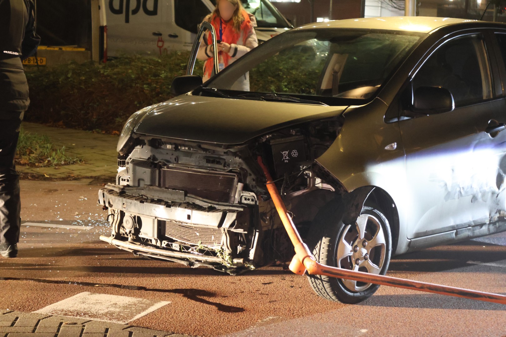 Grote achtervolging eindigt met aanhouding; tweede verdachte voortvluchtig