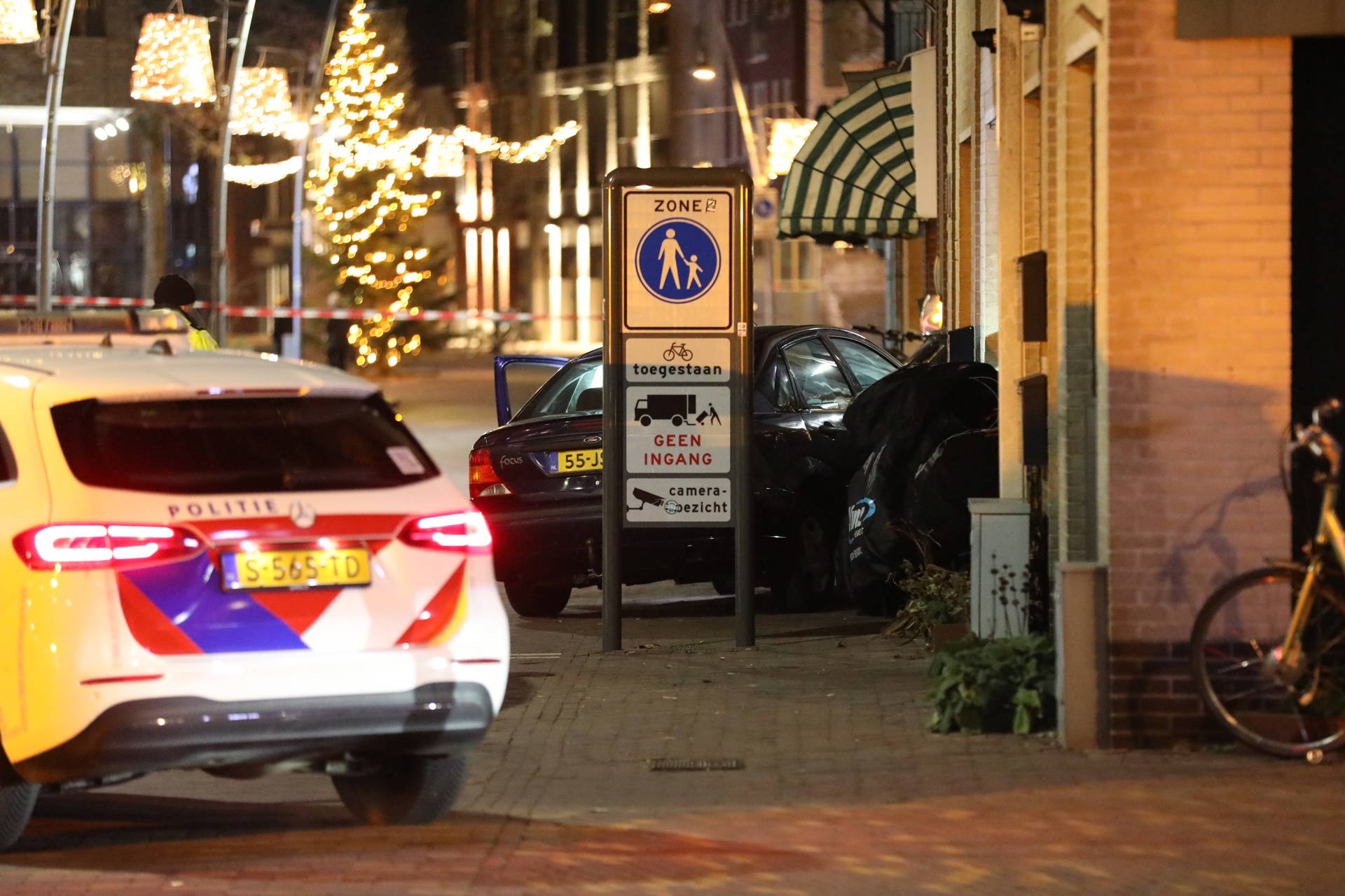 Automobilist rijdt in op groep na ruzie, meerdere gewonden