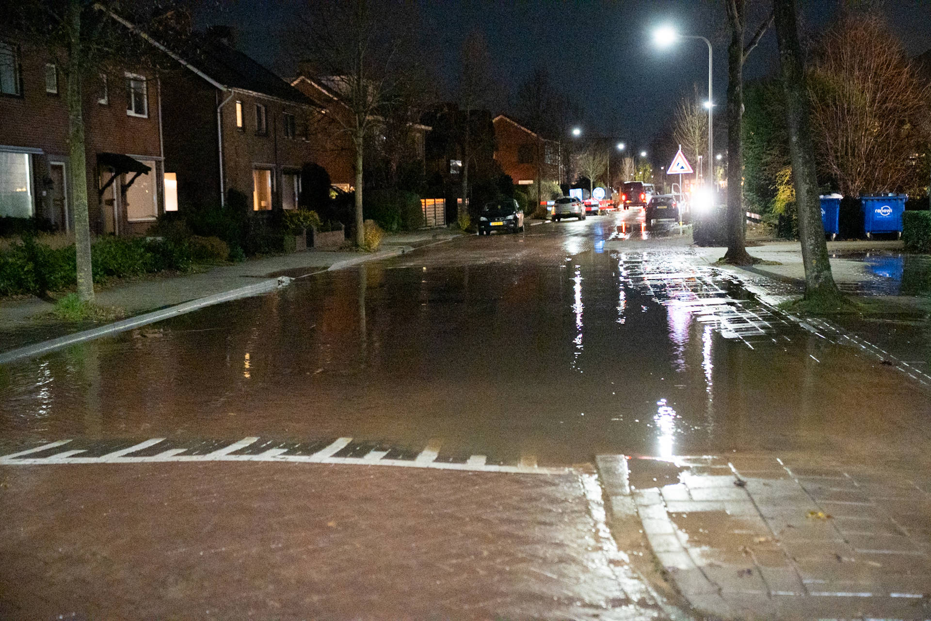 Voor derde keer waterleiding gesprongen in Rheden