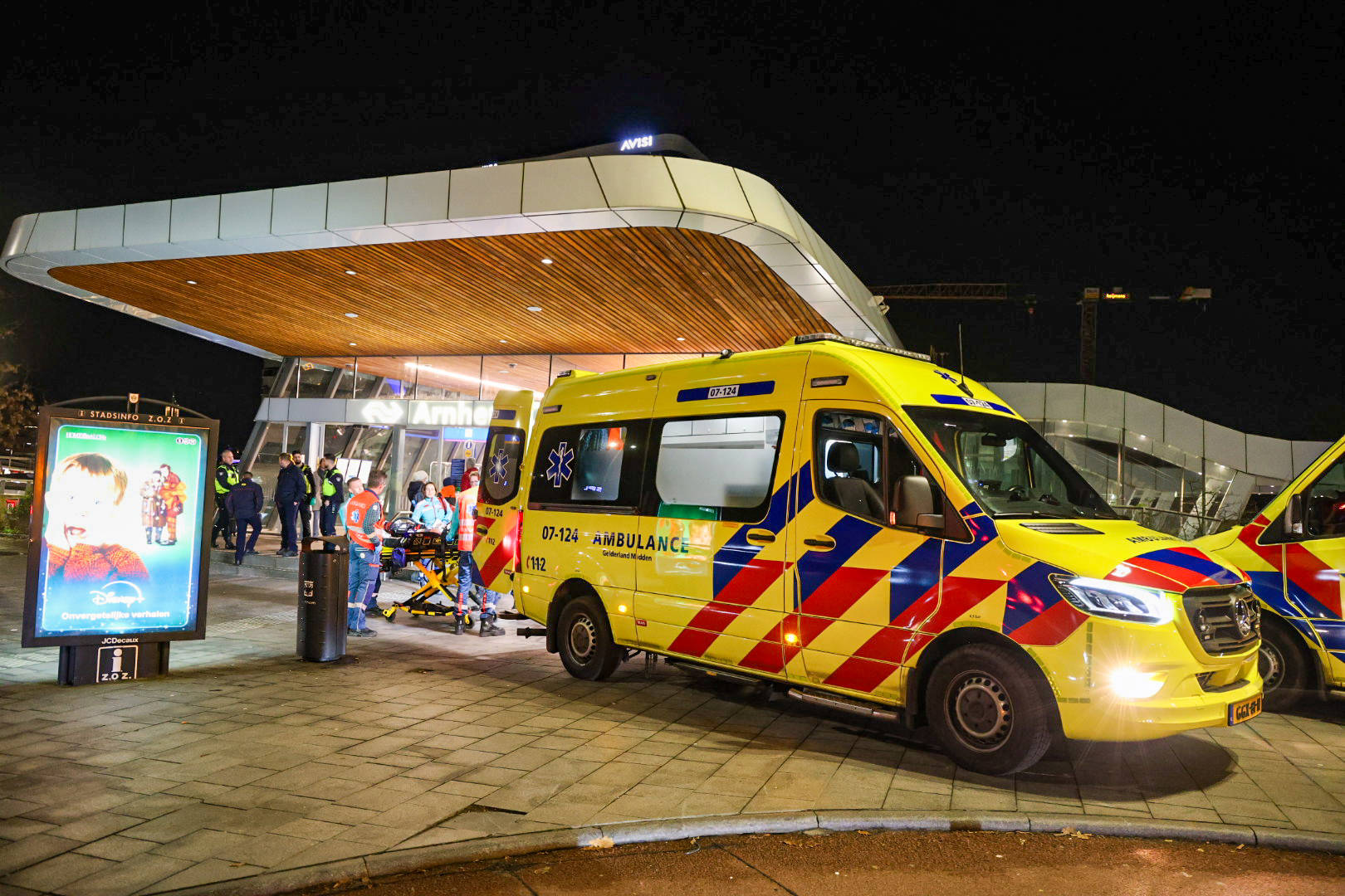 Verdachte gewond na worsteling om gestolen tas op station