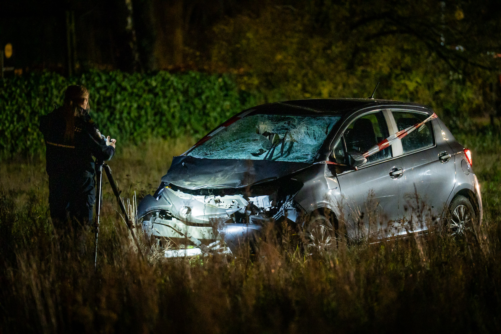 Auto rijdt in op menigte tijdens lichtjesparade, negen gewonden, drie ernstig