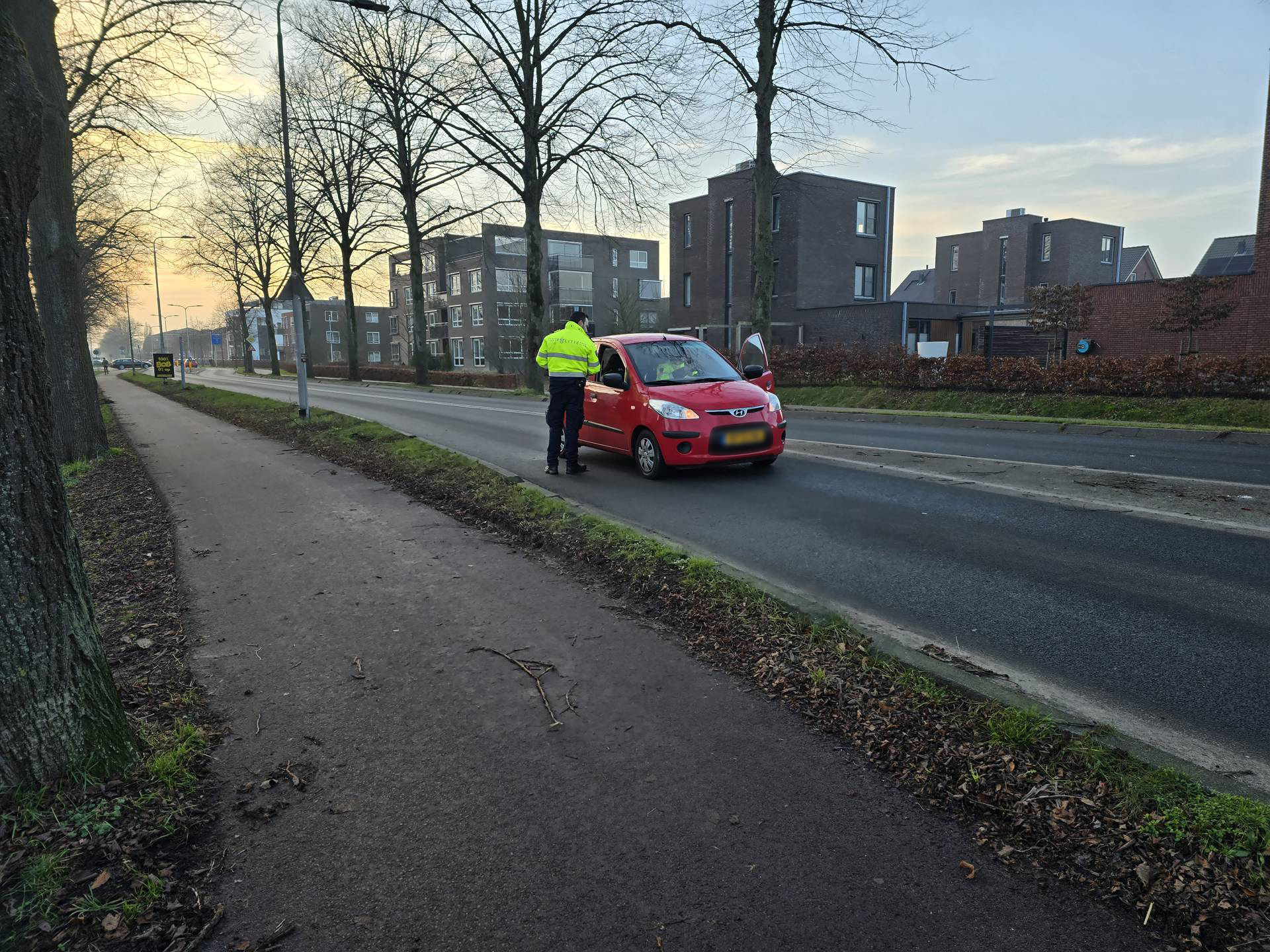 Fietser zwaargewond na aanrijding op oversteekplaats