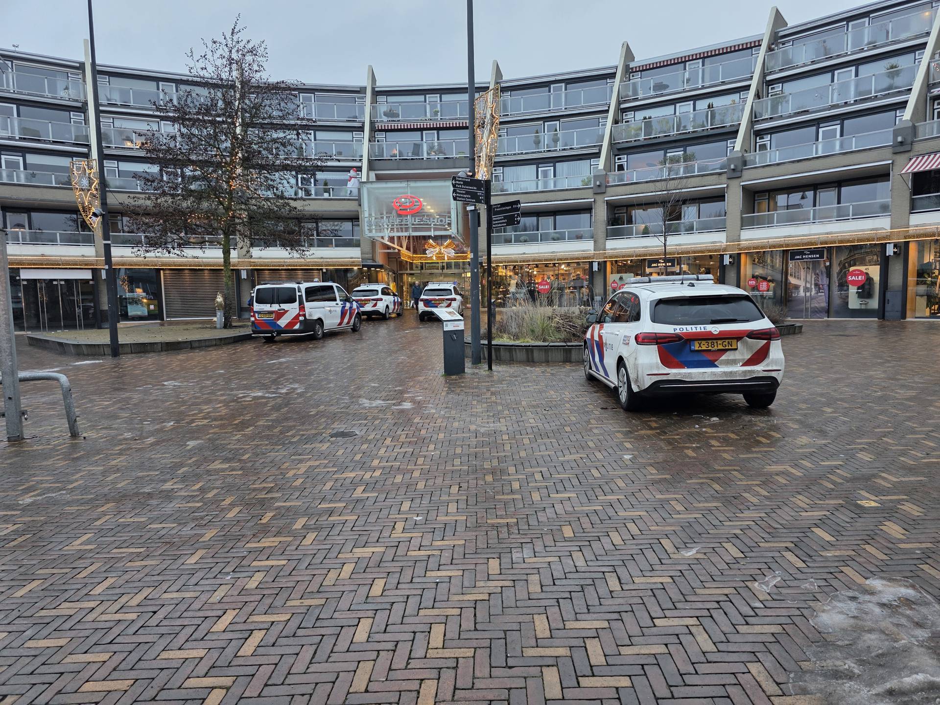 Stoffelijk overschot aangetroffen in winkelcentrum