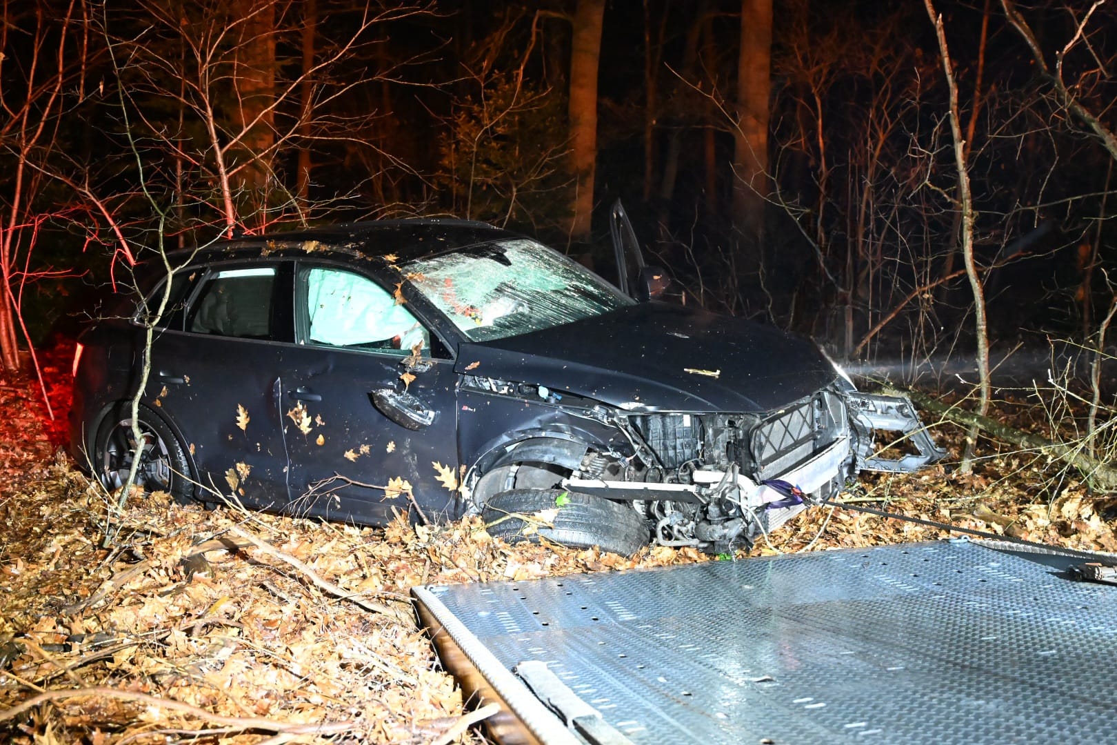 Auto zwaar beschadigd na stuurcorrectie