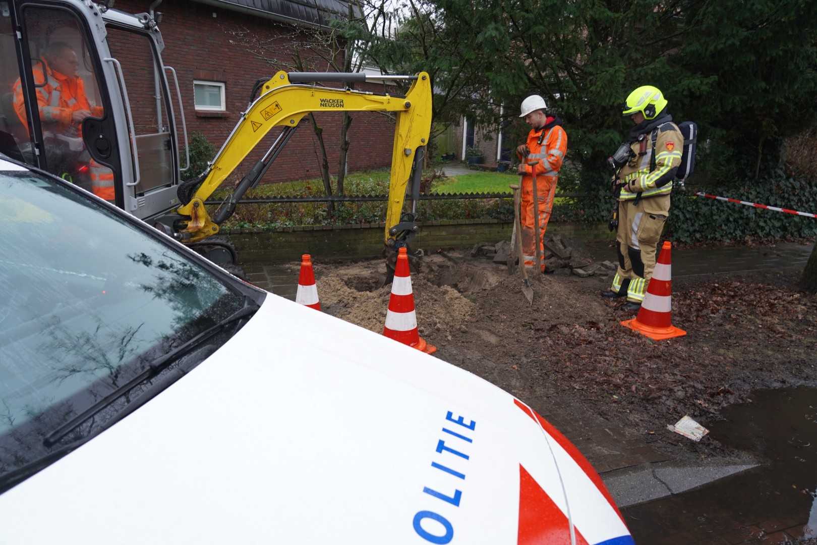 Woningen ontruimd na gaslek door doorgezaagde leiding