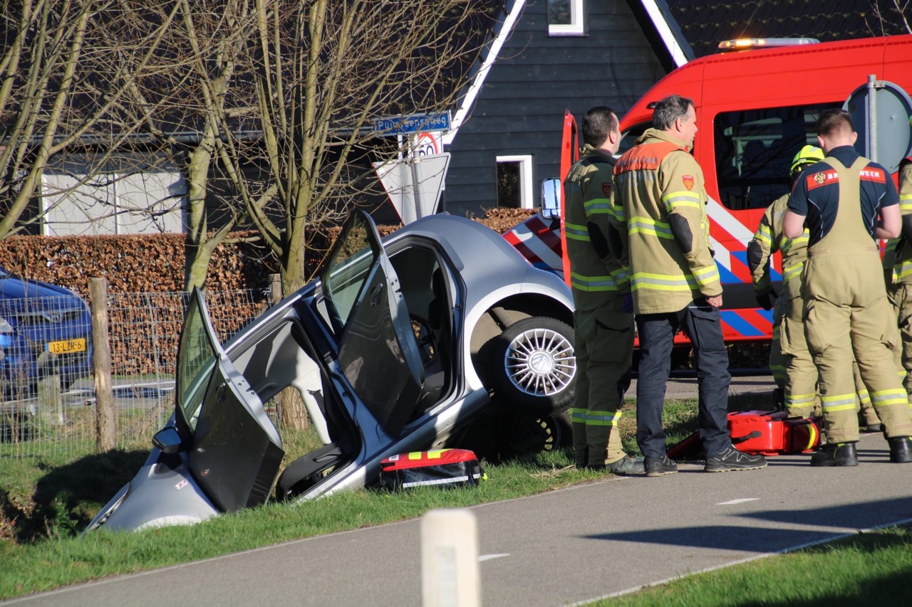 Twee gewonden bij ernstig ongeval op kruising
