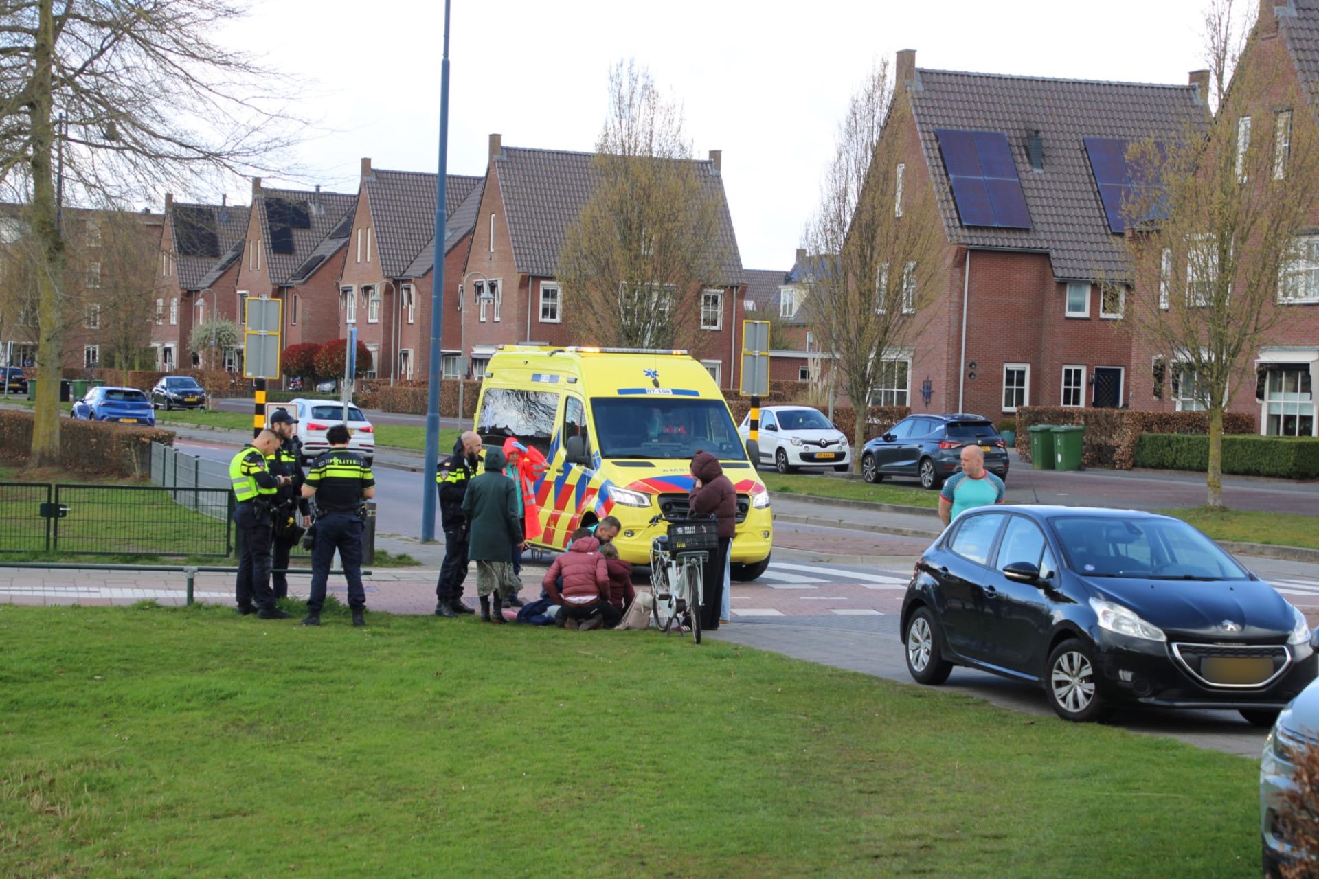 Fietsster gewond na aanrijding met automobilist op oversteekplaats
