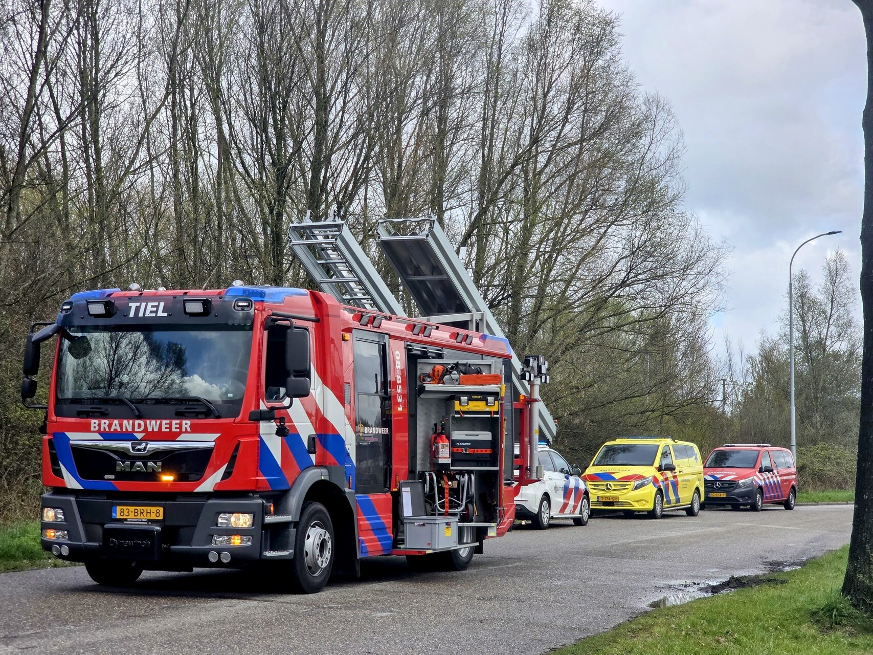 Persoon aangereden door trein, treinverkeer stilgelegd