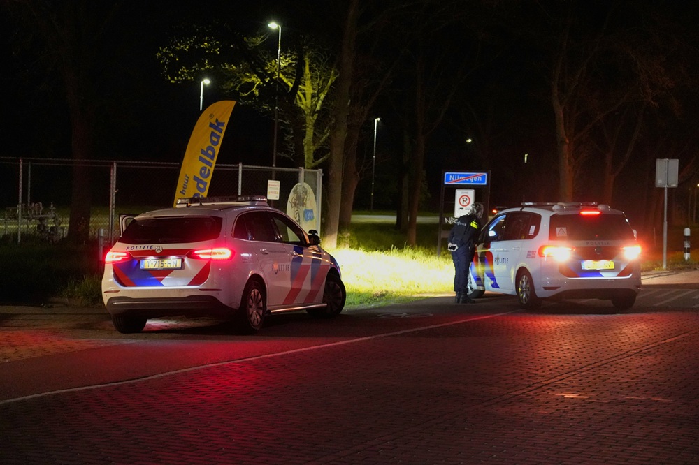 Politie zoekt gemaskerde daders na overval