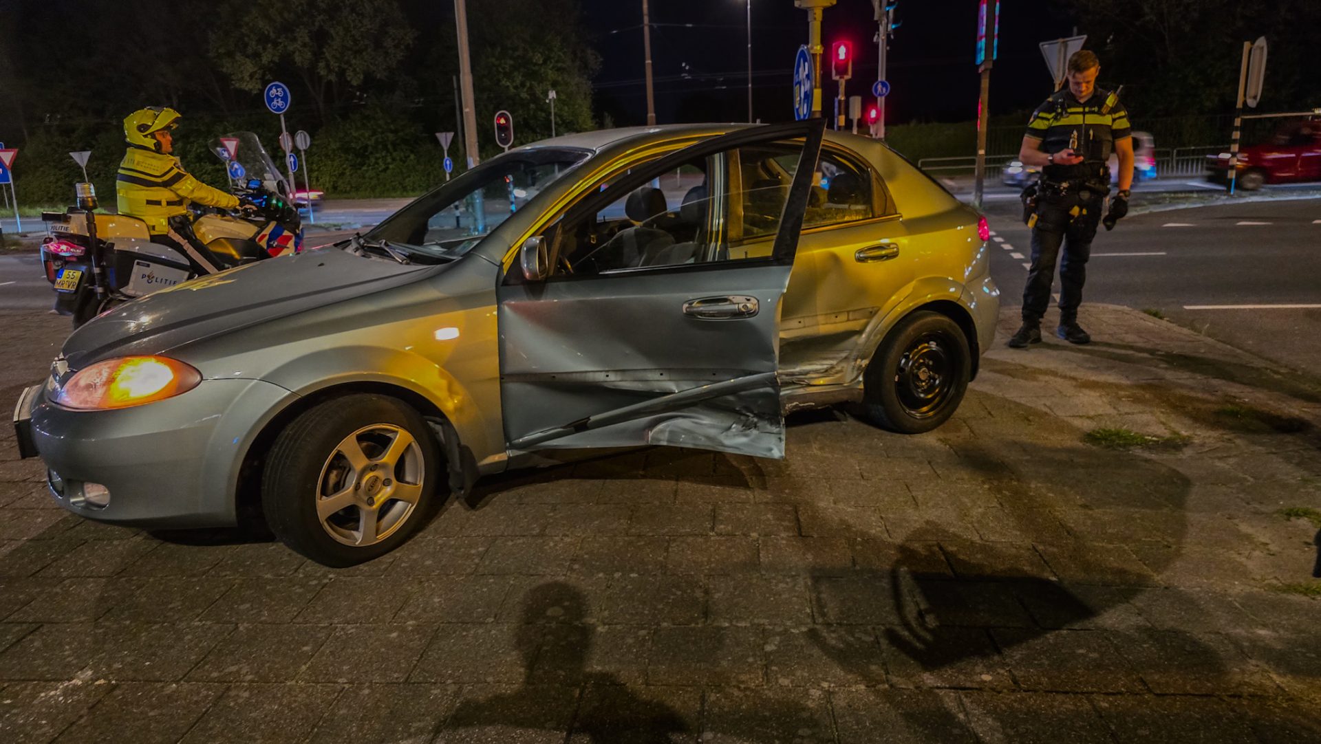 Gewonde door ongeval voor GelreDome in Arnhem