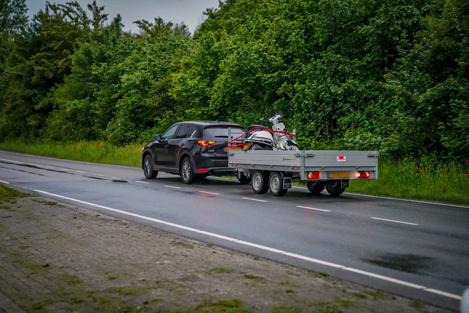 Scooter en grasmaaier betrokken bij ongeval