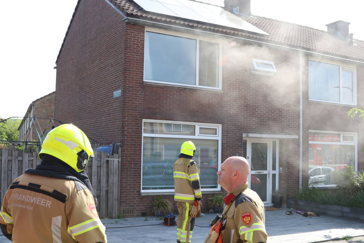 Meterkast uitgebrand bij woningbrand