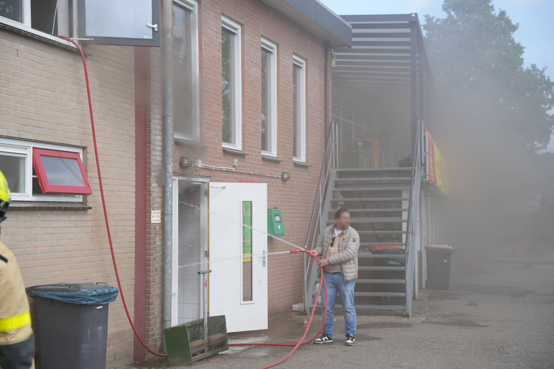 Brand in clubgebouw voetbalvereniging, pand ontruimd