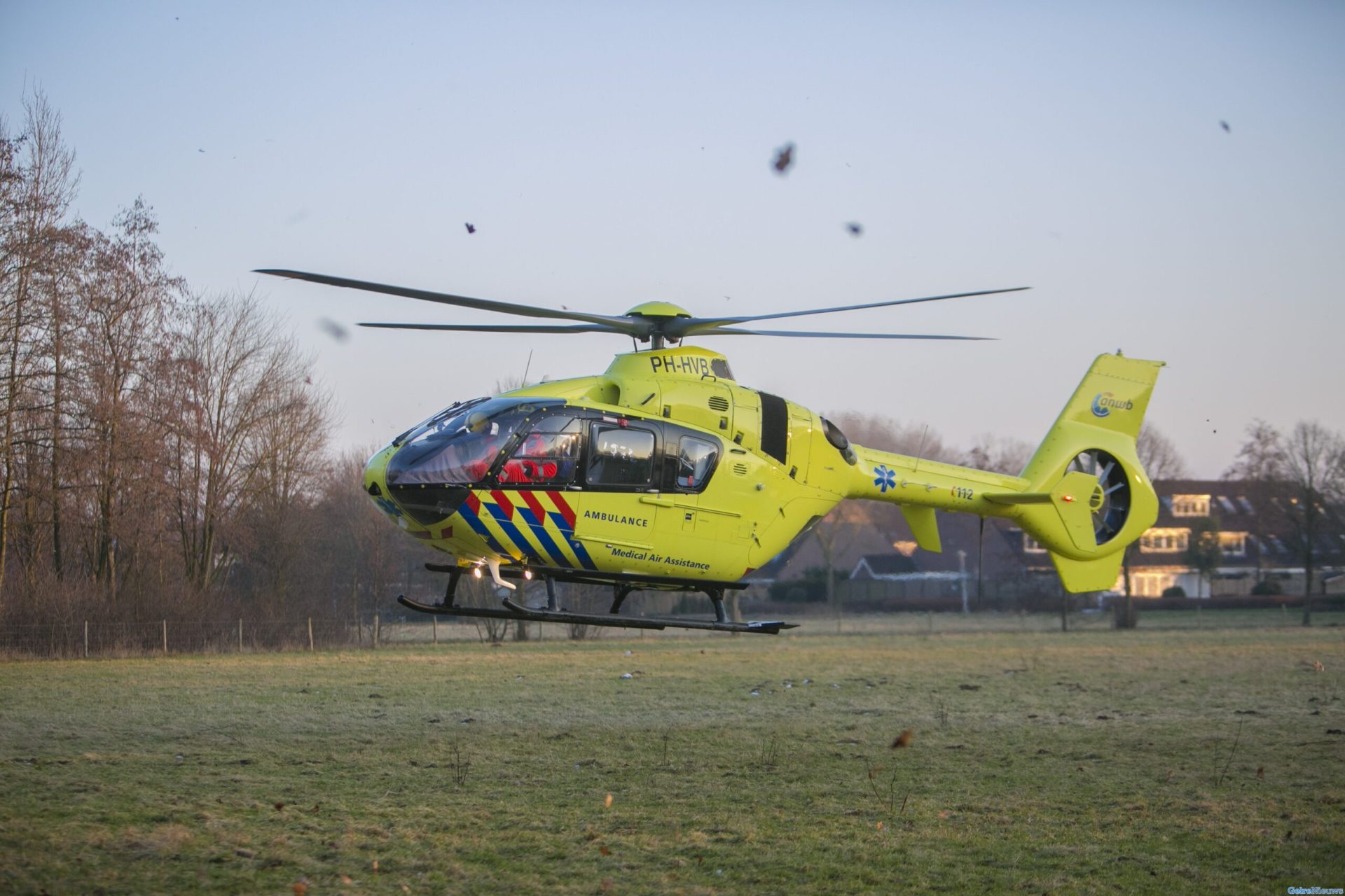 Kind zwaargewond na aanrijding met shovel op boerenerf