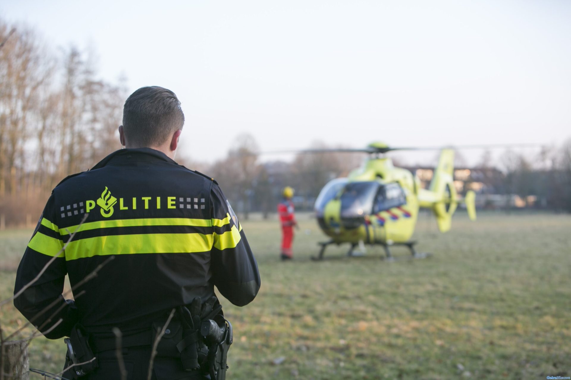 Motorrijder (53) overleden na botsing met landbouwvoertuig