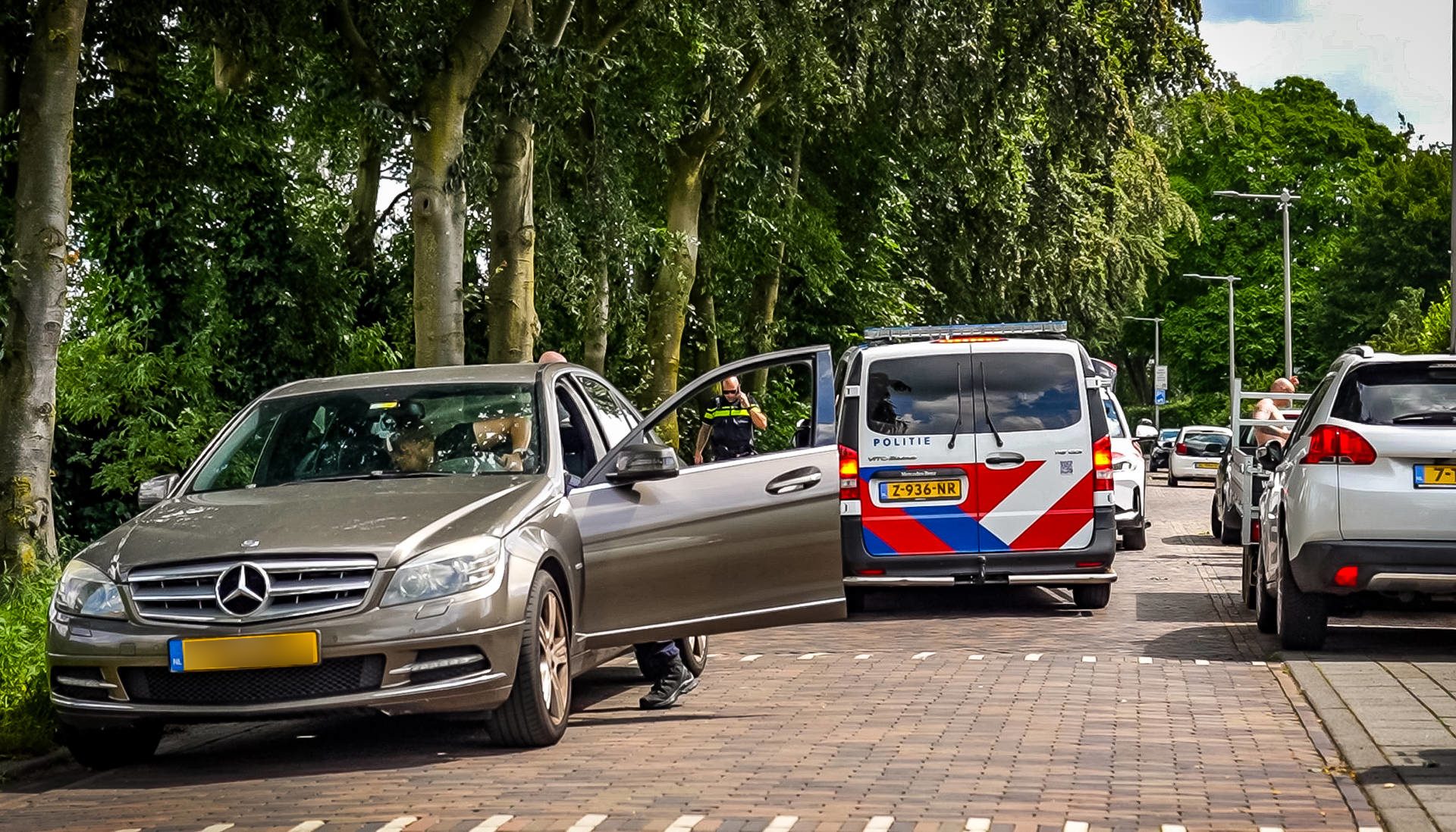 Politie zoekt verdachten na mogelijke beroving