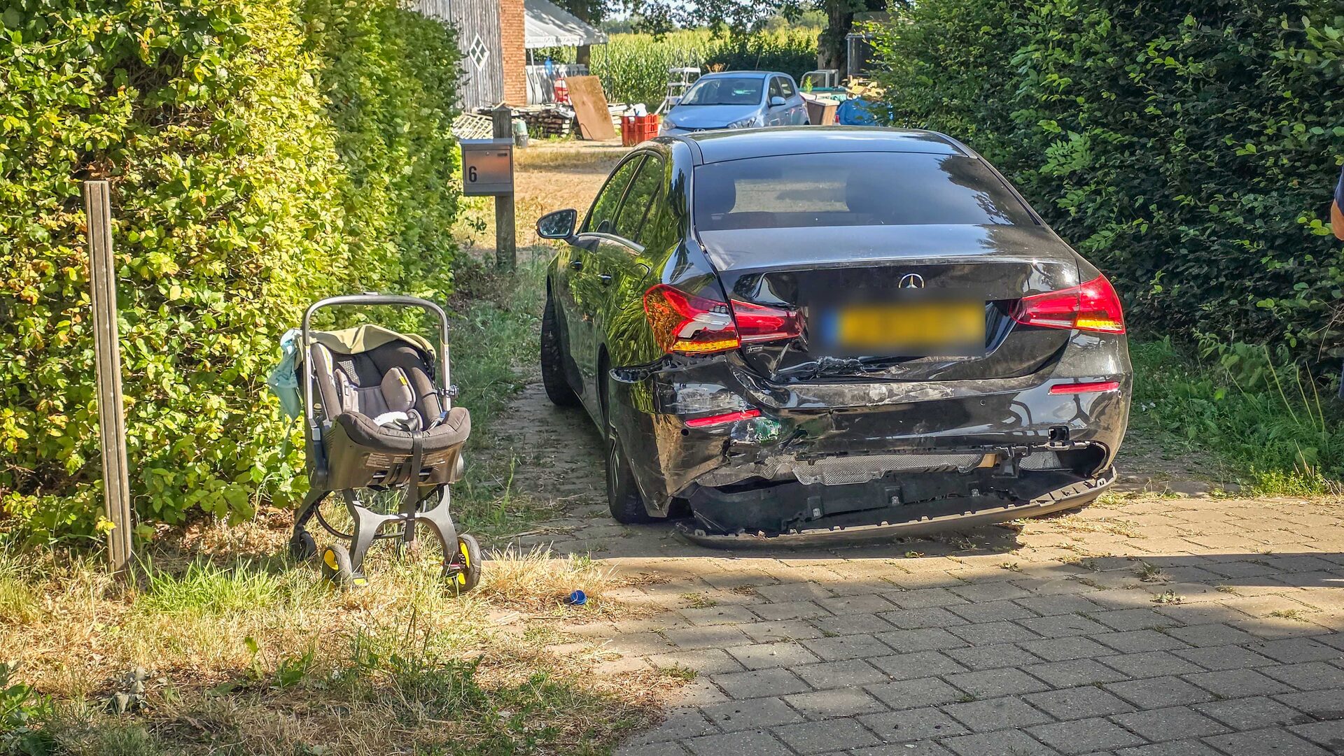 Politie houdt bestuurder aan na ongeval op verdenking van rijden onder invloed