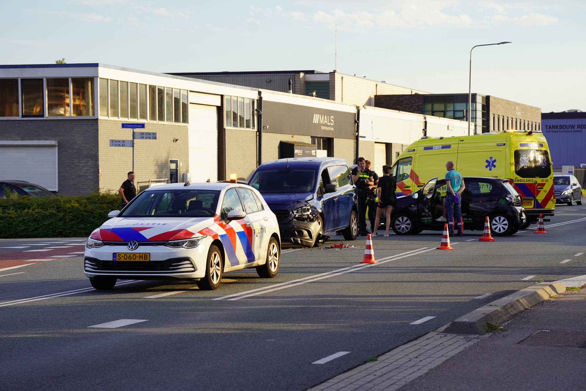 Twee voertuigen beschadigd bij ongeval